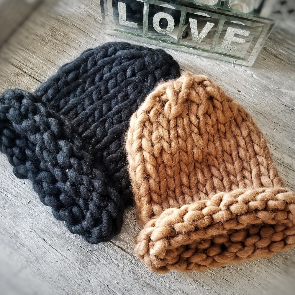 CHUNKY KNIT BEANIE - HAT Gift - Picture 2 of 4